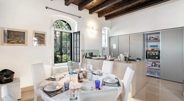 Lake Front Villa Schlosser- Happy Rentals, Prenota Villa Hotel a Veneto con piscina, Piscina