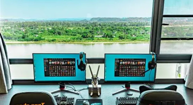 Leshan Youjia E-sports Homestay, Rezerwuj Hotel Leshan Sichuan