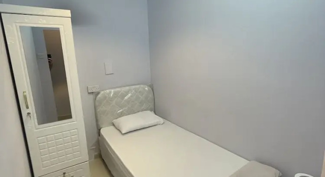 Одноместный номер Standard без окна AlBarsha 1 Hostel By PHM
