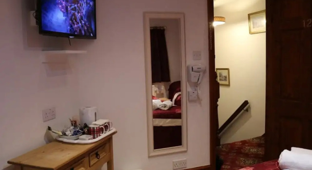 Трёхместный семейный номер Standard Anand Lodge