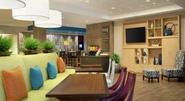 Home2 Suites By Hilton Phoenix Downtown, Забронировать Отель Феникс - центр города Финикс, рядом с Площадь Исторического наследия