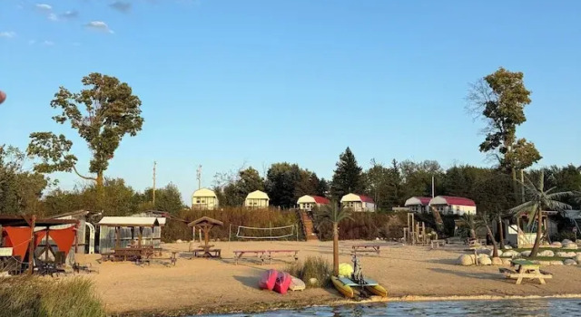 Номер Standard Tiki Beach Campground