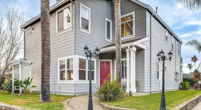 Коттедж Napa Nearby! Large Home w/ Hot Tub & Dtwn Access