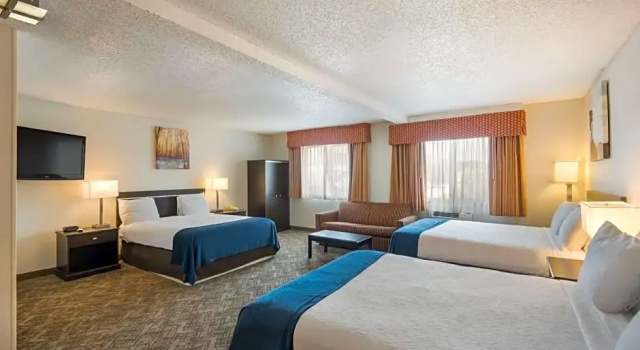 Шестиместный номер Standard Best Western Mount Pleasant Inn