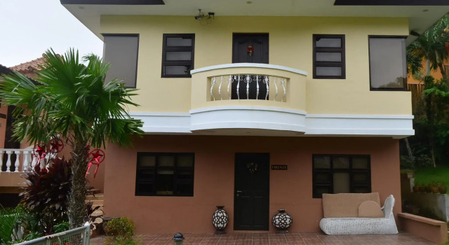 Villa Marinelli Bed and Breakfast, Book Villa Cottages in Tagaytay, Cottage
