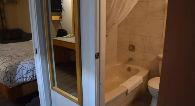 Номер Standard Canadas Best Value Inn & Suites-Castlegar