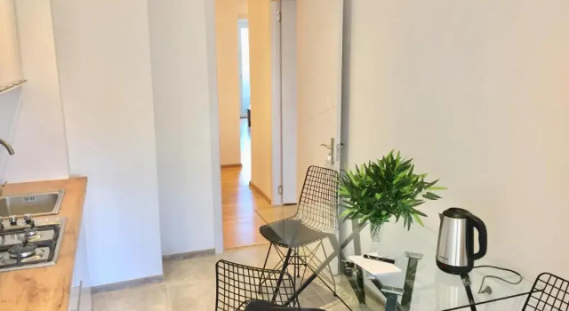 Апартаменты с 2 комнатами 2 Bedroom Apartment on Chavchavadze Ave