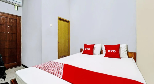 Camera Standard OYO Life 92127 Skyland Pasteur