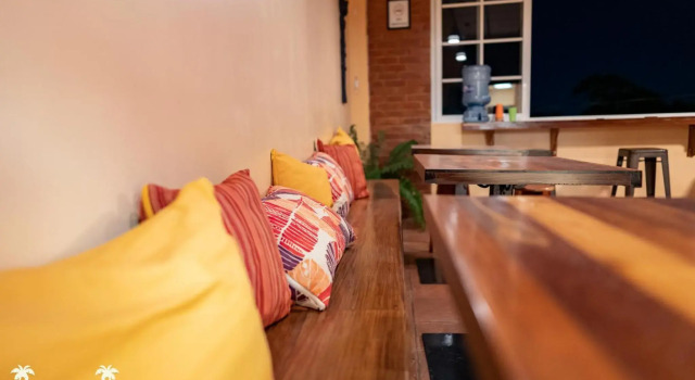 Yellow Belly Backpackers, Prenota Hotel Hotel economici a San Ignacio