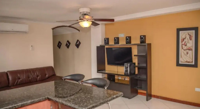 Апартаменты с 3 комнатами Calle 8 Suites
