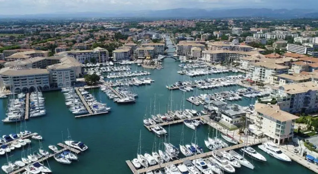 Jolie Villa Lalou Cote D'azur Trois Chambres, Забронировать Вилла СПА-отели Фрежюс, SPA-услуги