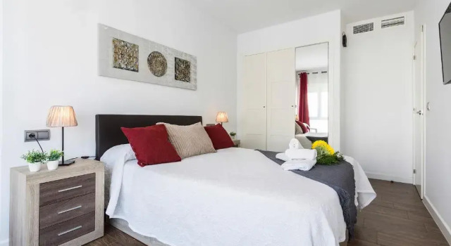 Playa Victoria Paseo Marítimo 3 Rooms, Забронировать Отель Кадис Коста-де-ла-Лус, рядом с Montenmedio Golf &amp; Country Club