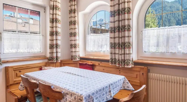 Casa Lorenz 2, Забронировать Отель Канацеи Трентино-Альто-Адидже, рядом с Горнолыжный курорт Канацеи