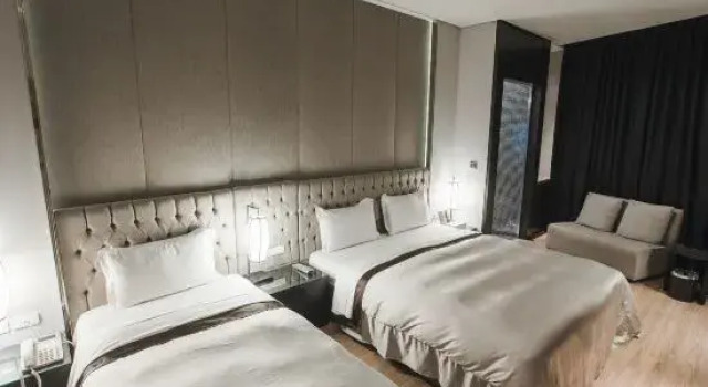 Трёхместный номер Deluxe Motel Stars