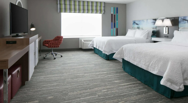 Четырёхместный номер Standard Hampton Inn By Hilton Wichita Northwest