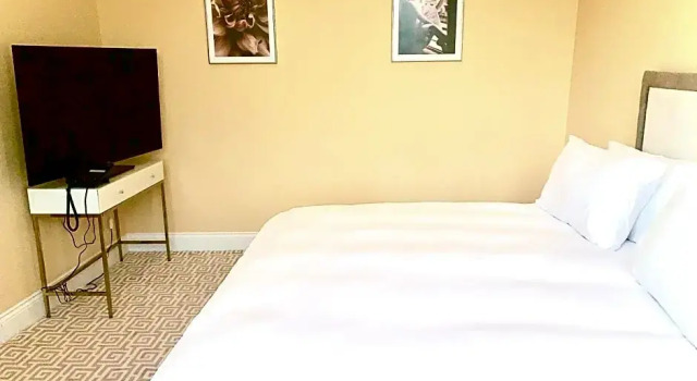 Номер Standard The Hadley Hotel