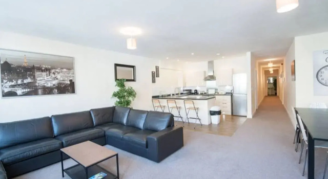 The Broadmead Forest - Spacious City Centre 3BDR Apartment, Забронировать Апартаменты/квартира Апартаменты Бристоля, рядом с We The Curious, Апартаменты/квартира
