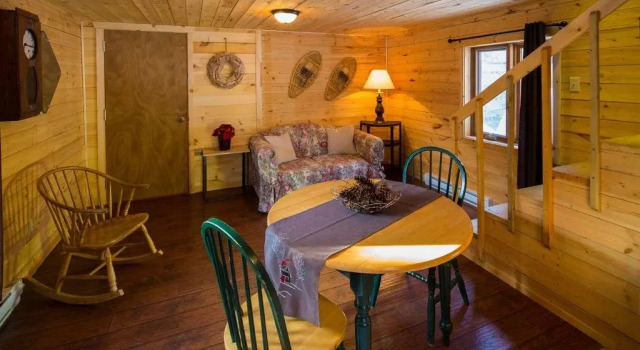 Pourvoirie Cap au Leste, Book Hostel / Vandrerhjem Sainte-Rose-du-Nord Quebec