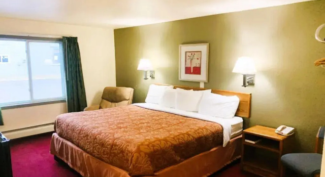 Номер Standard Love Hotels Staples by OYO at HWY 10 MN