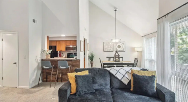Overland Park Condo, Close to Lakes & Parks!, Reserva ahora Hotel Overland Park Kansas