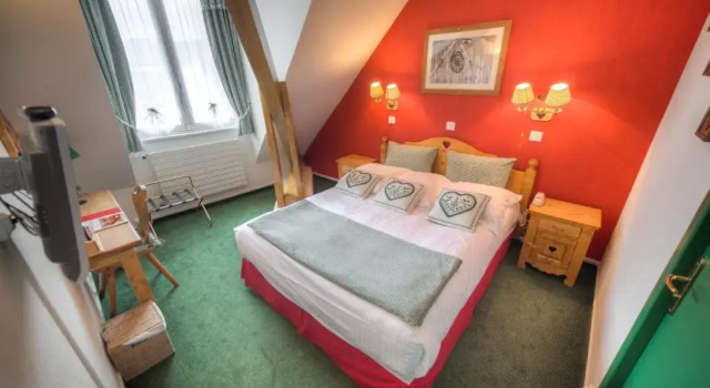 Четырёхместный номер Standard Hôtel des Princes, Chambéry Centre