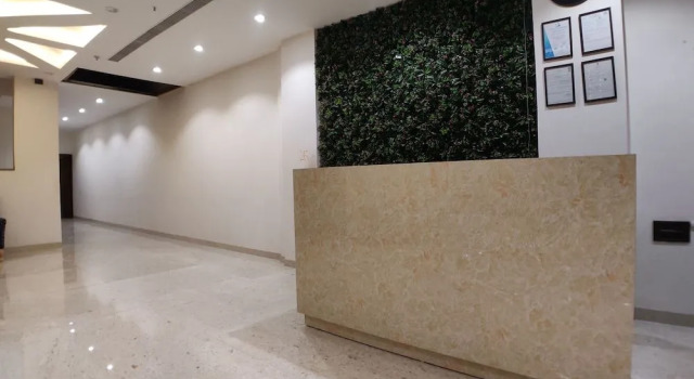 Amber-A unit of Sayaji Hotels, Забронировать Отель Отели штата Мадхья-Прадеш 4 звезды, 4*