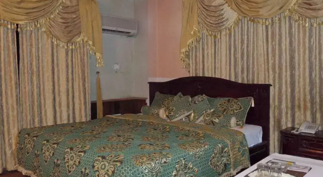 Hotel Regent, Book Hotel Hotels in Islamabad with Parking, Parking