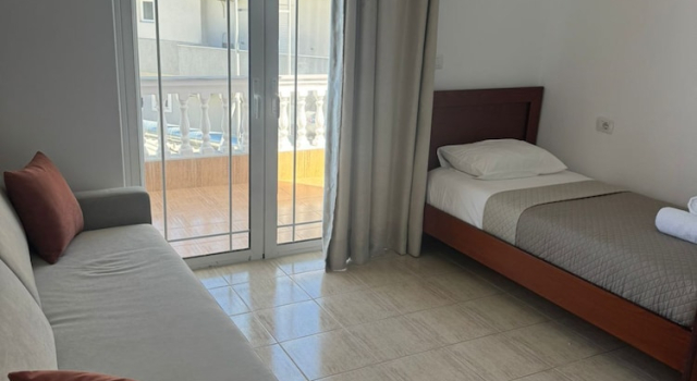 Balkonlu daire Villa Bushi