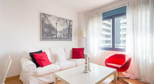 107364 Apartment In Malaga, Забронировать Апартаменты/квартира Малага Коста-дель-Соль, рядом с Музей Кармен Тиссен