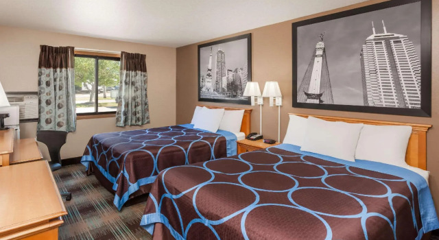 Четырёхместный номер Standard Quality Inn Elkhart