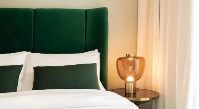 Luxurious 1BR - Pool & Gym Access, Забронировать Апартаменты/квартира Дубай Эмират Дубай, рядом с Дубайский аквариум