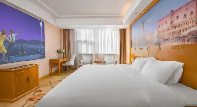 Vienna 3 Best Shenzhen Dalang Commercial Centre