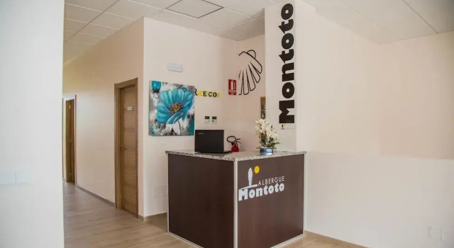 Albergue Montoto, Rezerwuj Hotel Melide 