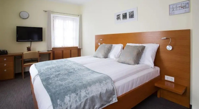 Hotel and guest house Triglav Dobrna