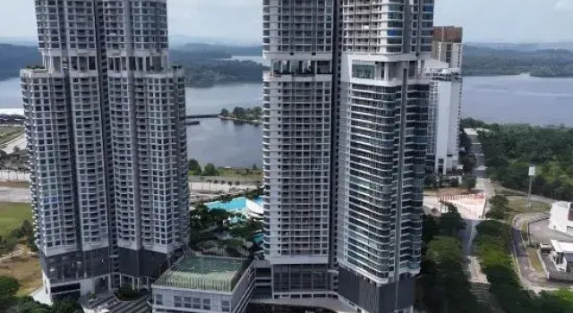 Teega Suites PuteriHarbour By WP Homestay