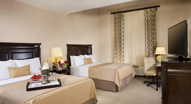 Четырёхместный номер Standard Ayres Hotel Fountain Valley - Huntington Beach