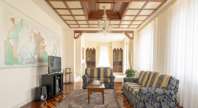 Splendid Villa in Macerata With Pool & Views, Rezervovat Vila Macerata 