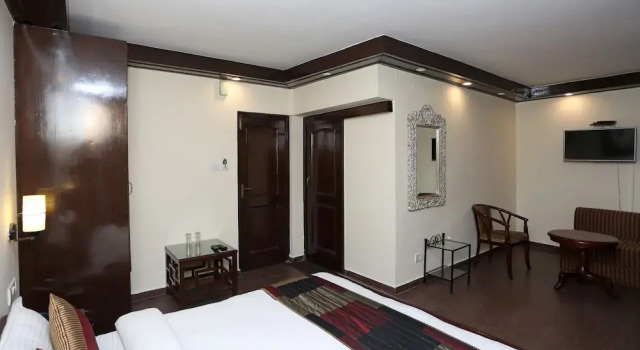 OYO Premium Near Mussoorie Public School, Rezervovat Hotel Mussoorie Uttarakhand