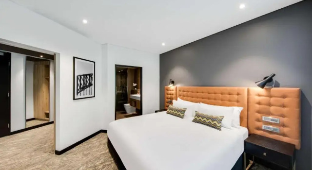 Люкс Executive Vibe Hotel North Sydney