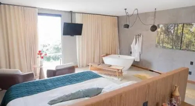 Haras Pedra Lisa Gastronomy & Hotels, Забронировать Отель Отели Минас-Жерайс с бассейном, Бассейн