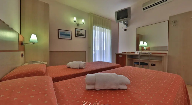 Hotel Europa, Varaa Hotelli Belvedere Marittimo Calabria
