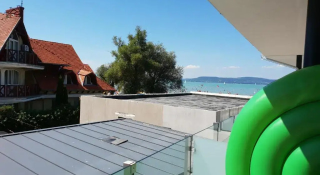 Apartment Sophie Balatonlelle, Забронировать Апартаменты/квартира Отели Балатонлелле с бассейном, рядом с Пляж Напфень, Бассейн