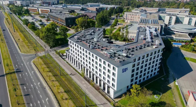 Easy One, Boek Hostel Hotels in Klein-Polen met parkeren, Parkeren