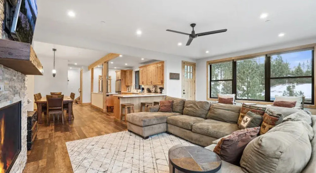 Modern Tahoe Escape