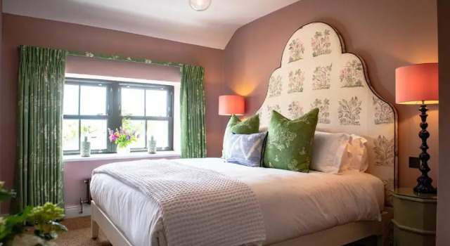 The White Lion Cowbridge, 예약 호텔 Cowbridge 