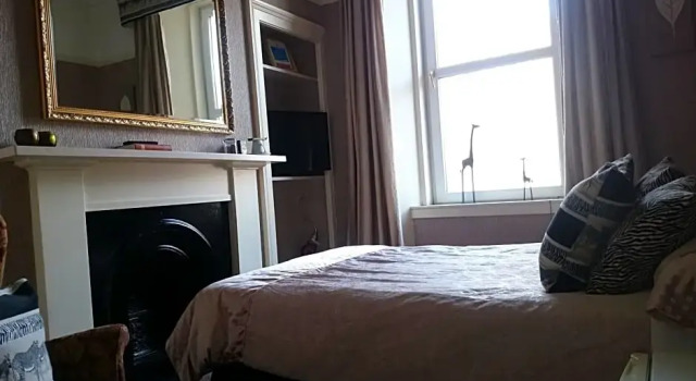 Номер Economy Albert Hotel