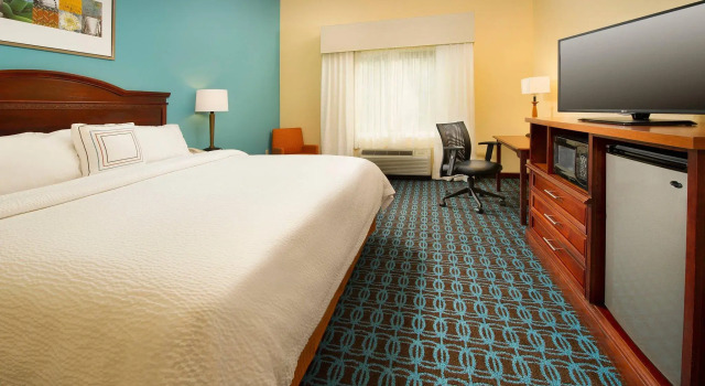 Двухместный номер Standard Fairfield Inn & Suites by Marriott Marshall