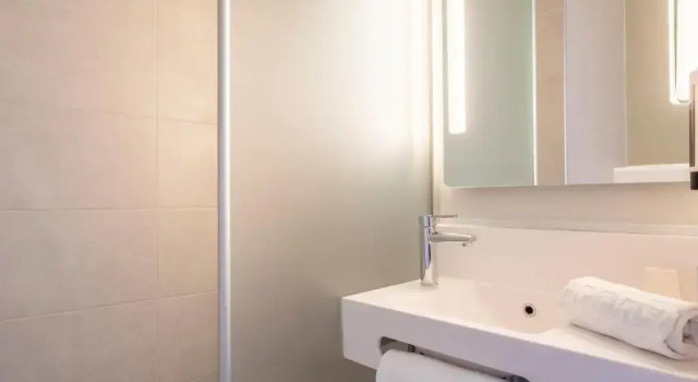 Четырёхместный номер Standard B&B HOTEL Saint-Martin-de-Crau Alpilles Camargue