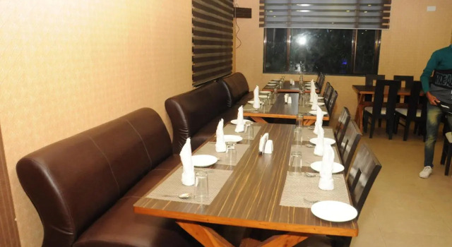 Daksh The Madhuvan Suites Dwarka, Rezervovat Hotel Dwarka Gujarat