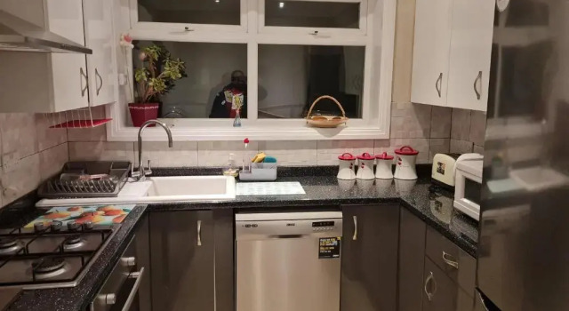 Коттедж Cheerful 4-bedroom holiday home close to the Sea
